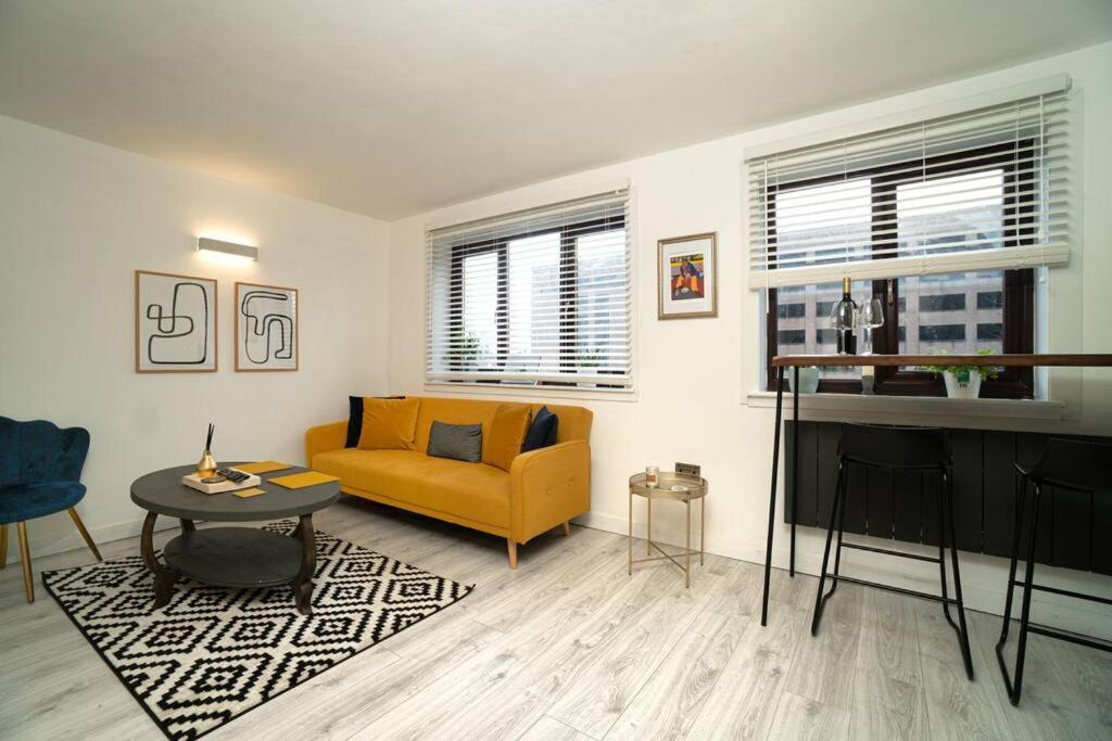 Stylish City Pad With Free Private Parking Glasgow Esterno foto